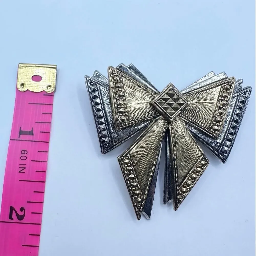 Avon Vintage Bow Pin 1995 Stylepoints Silver Goldtone Art Deco Holiday Brooch